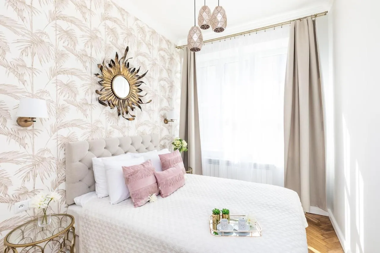 Luxe Living Krakow Apartment Poland