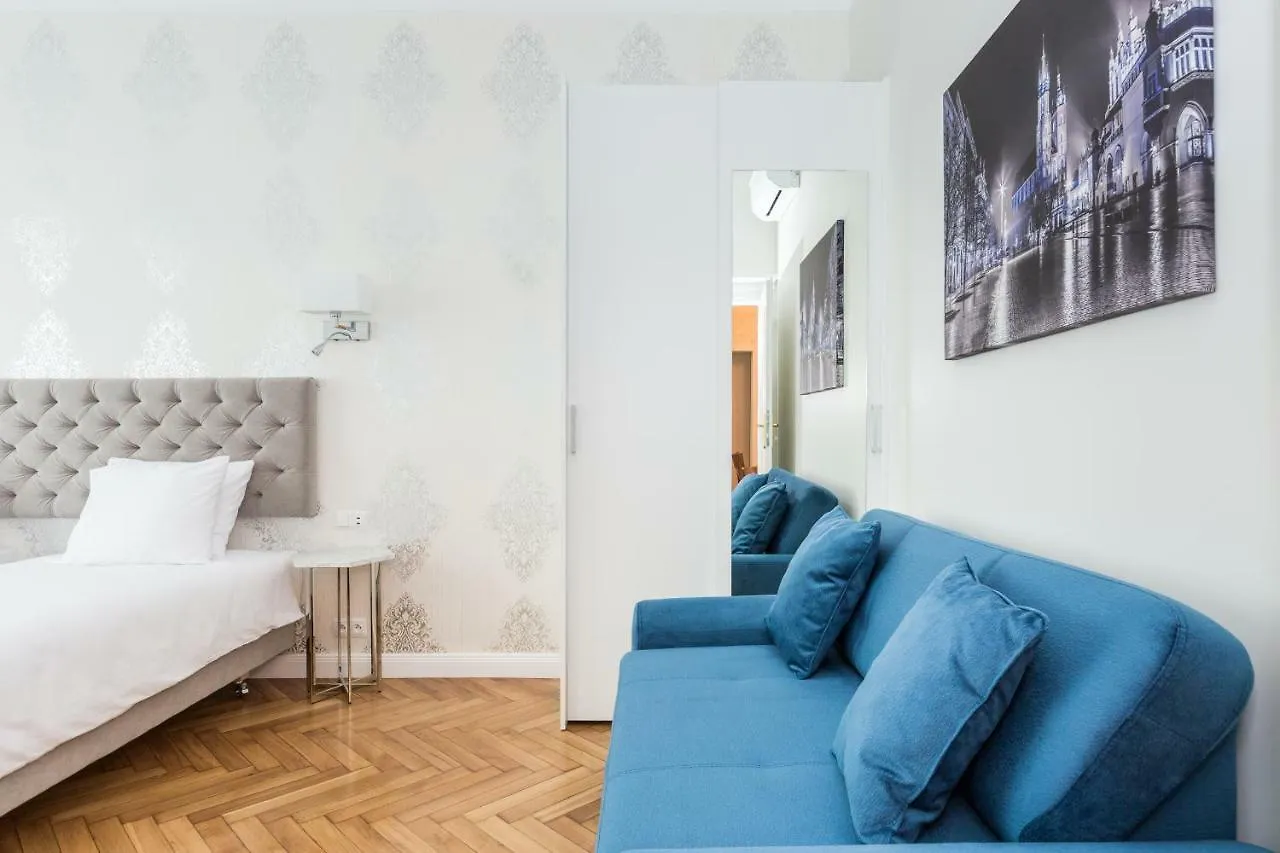 Luxe Living Krakow Apartment 0*,  Poland